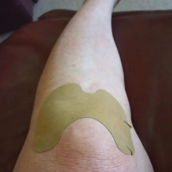 Parche aplicado sobre la rodilla